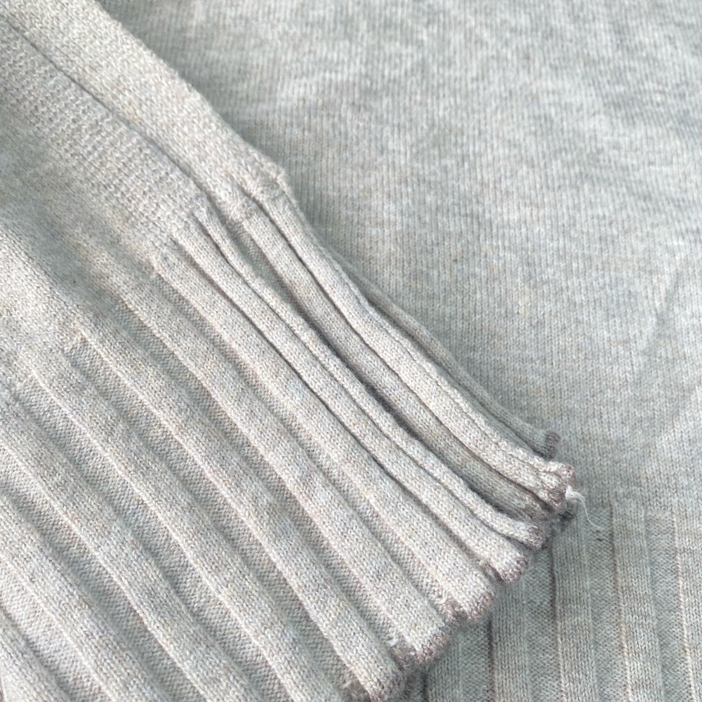 GAP Scarf  one Size, Color: Beige. - Picture 13 of 14